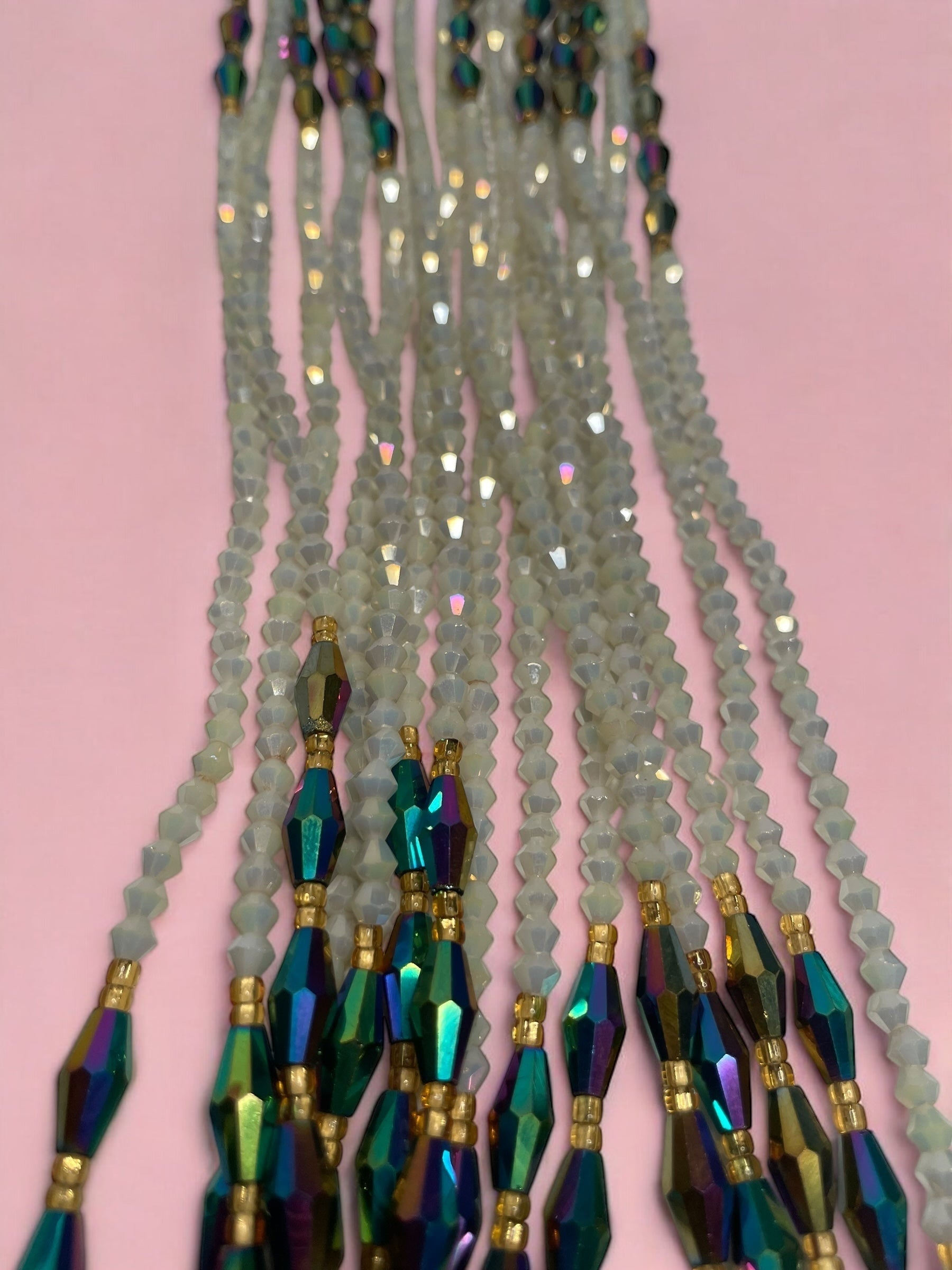 Tiassalé - Single Strand Waist Bead